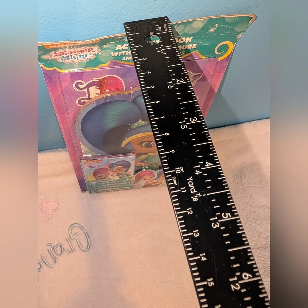 Nickelodeon Shimmer and Shine Activity Book